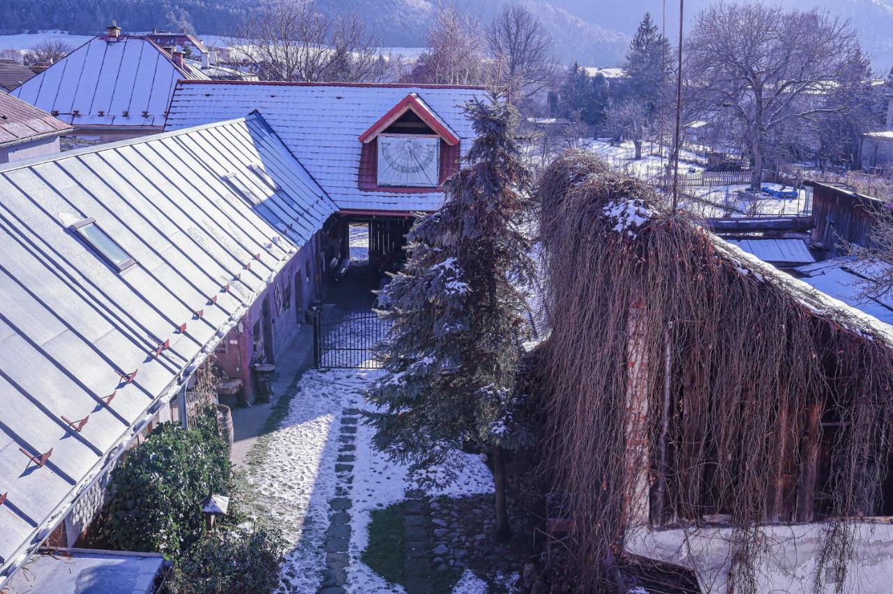 Mnichov Dvor Otel Slovenska Lupca Dış mekan fotoğraf